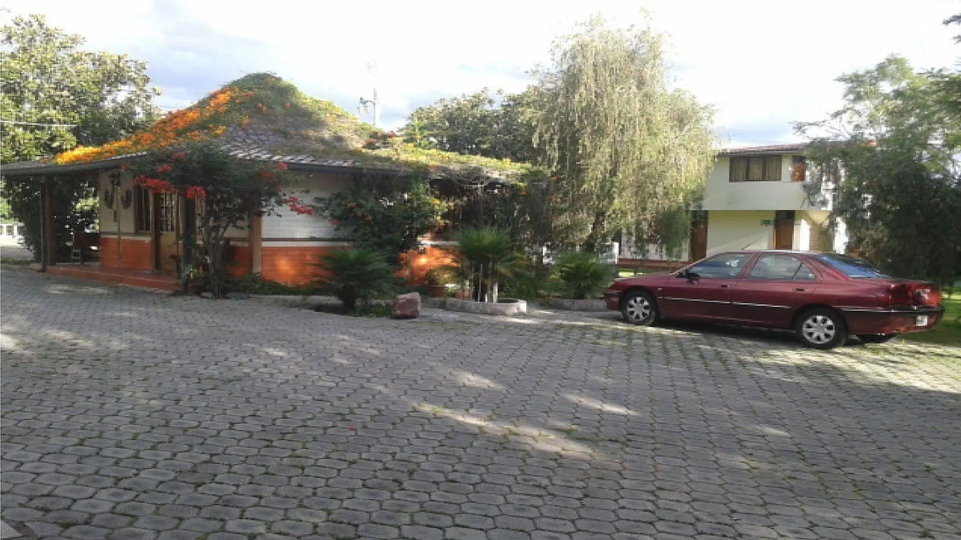 Hosteria Kinde Raymi Quito Ecuador