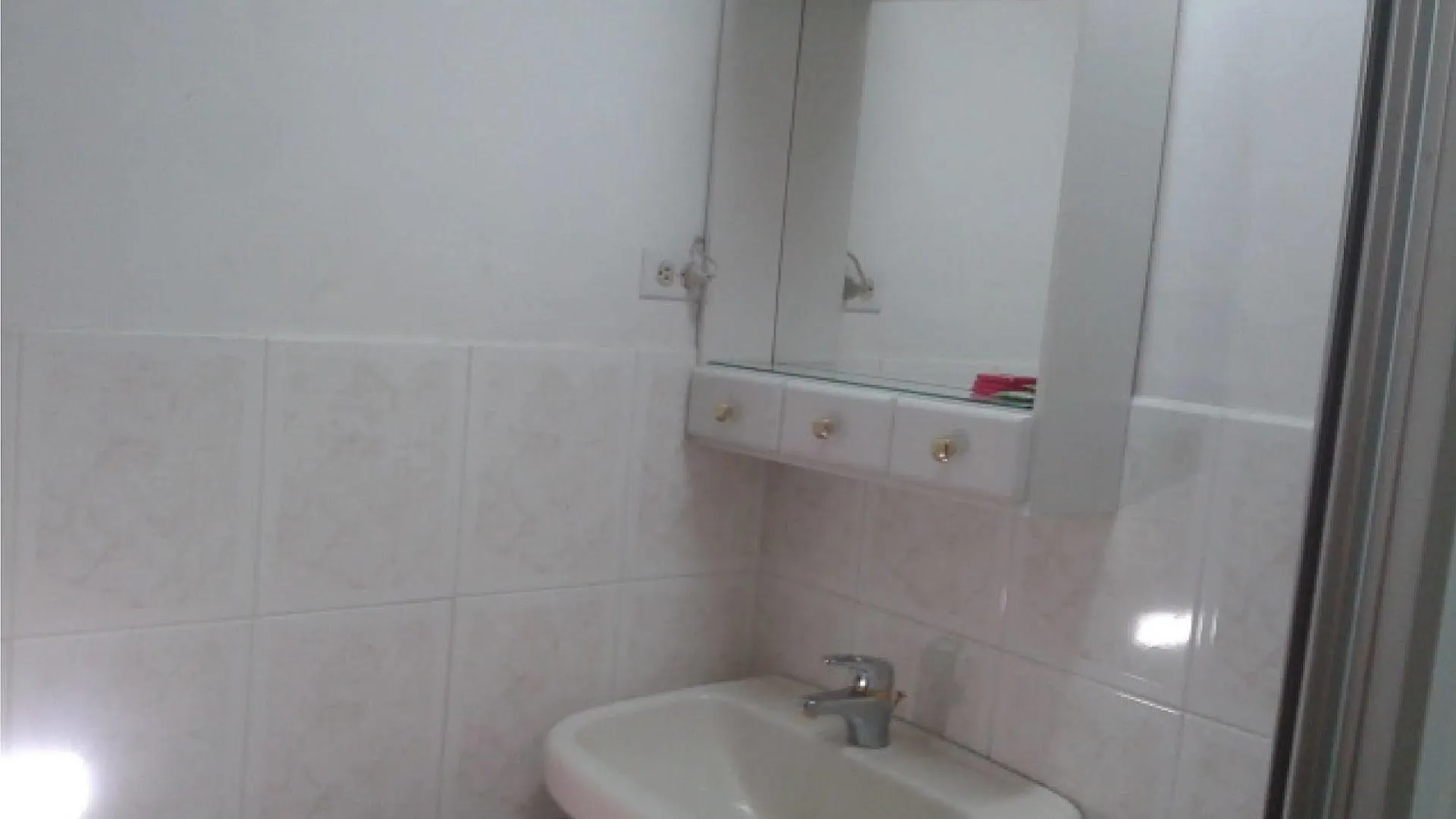Hosteria Kinde Raymi Quito Kro