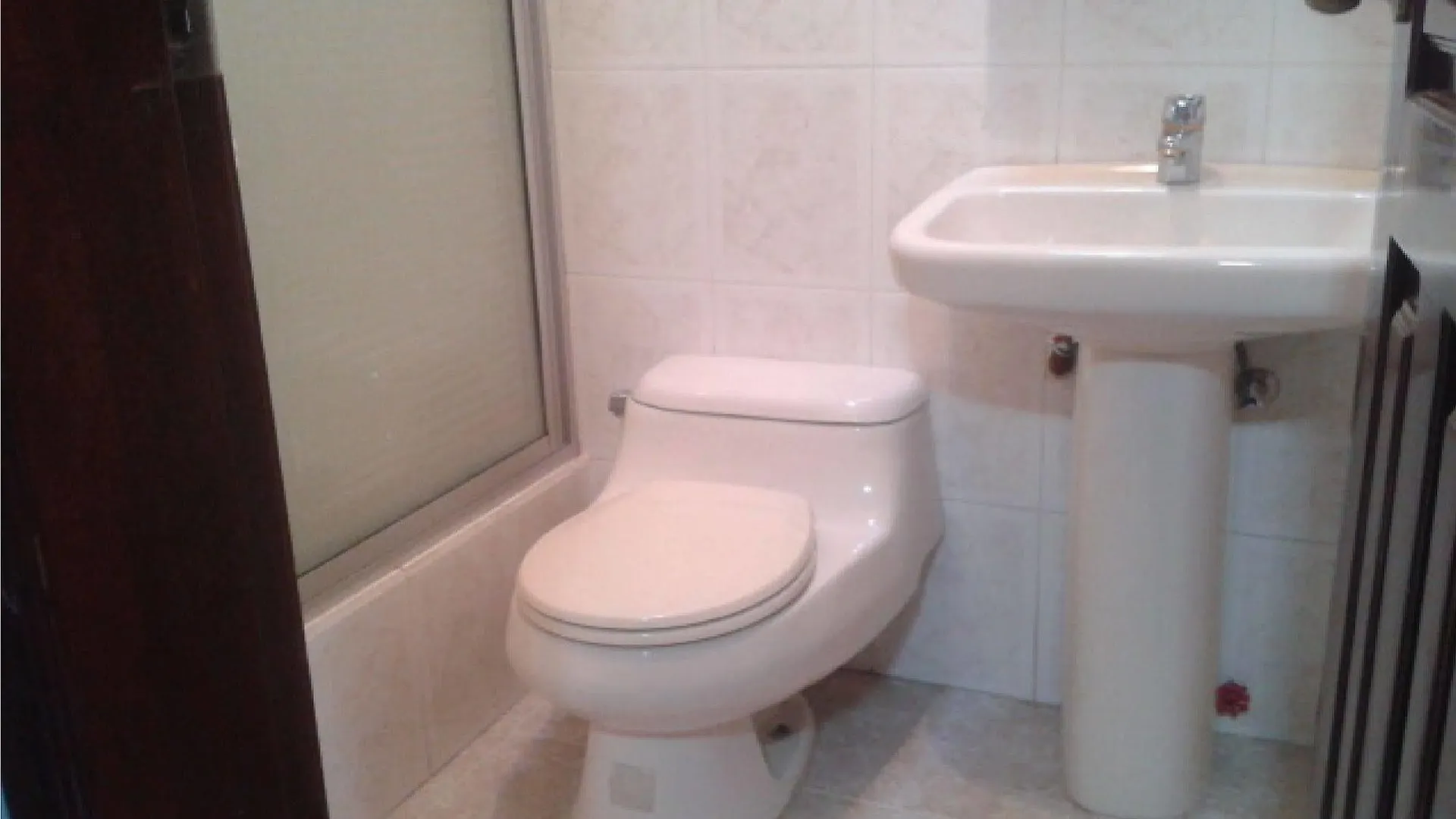 Hosteria Kinde Raymi Quito 2*,